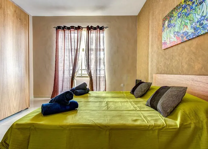 Tigne Luxury Seafront Apartments & Penthouse With Heated Jacuzzi *