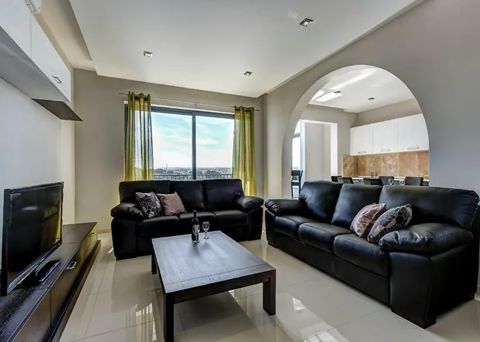 Tigne Luxury Seafront Apartments & Penthouse With Heated Jacuzzi 아파트 슬리에마